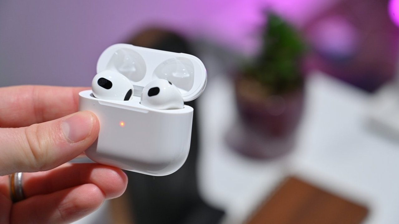 The third-generation AirPods case can magnetically attach to MagSafe chargers