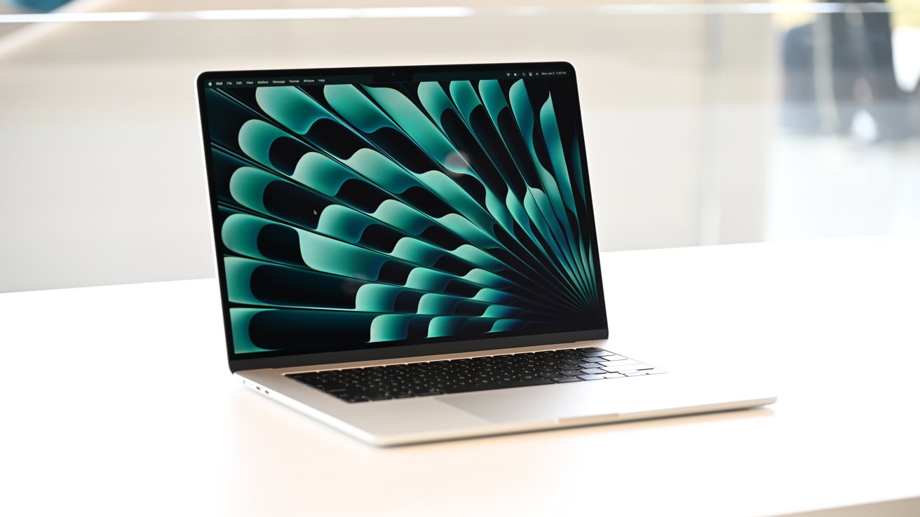 15-inch MacBook Air in silver