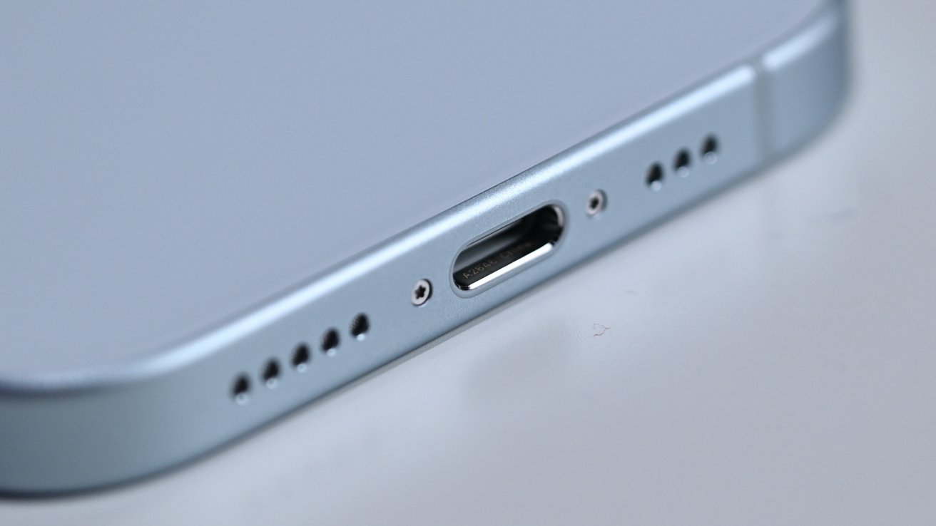 USB-C port on iPhone 15